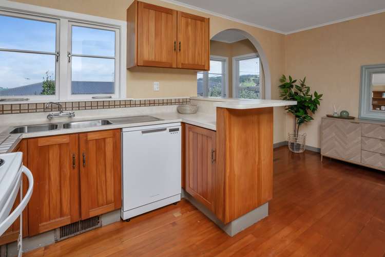 2 Walker Crescent Whau Valley_13