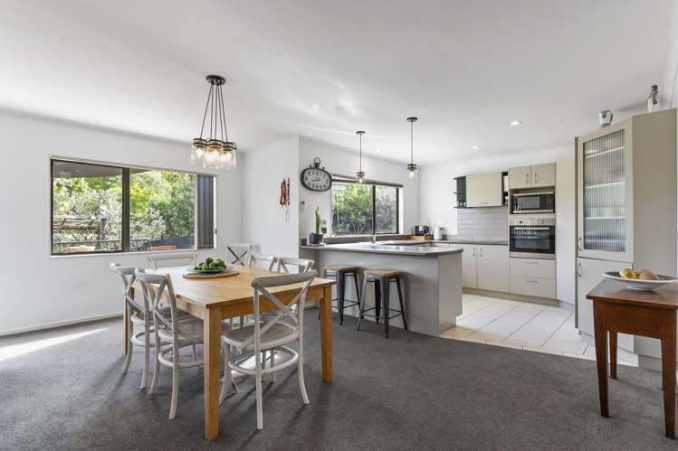 78 View Ridge Drive Ranui_6