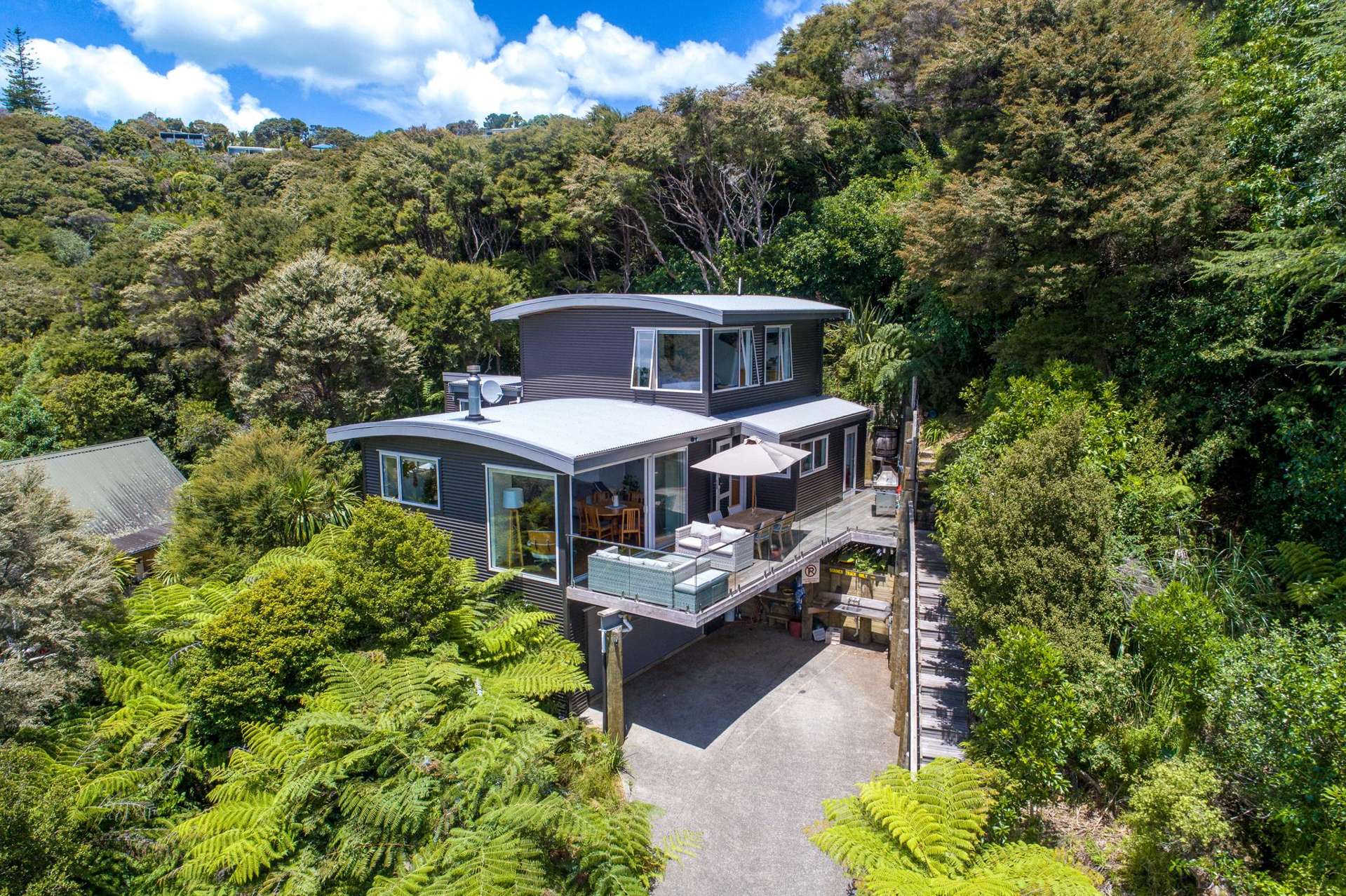 18 Victoria Road North Onetangi_0