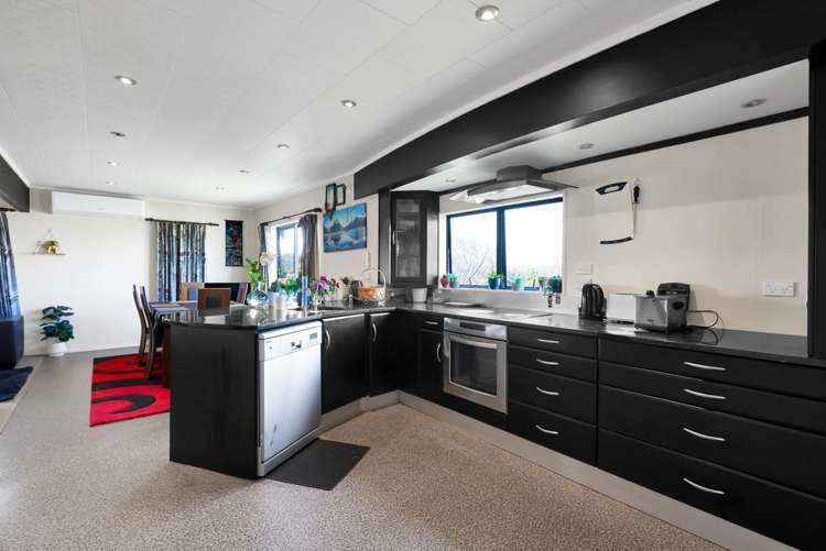 16 Ropata Street Hawera_3