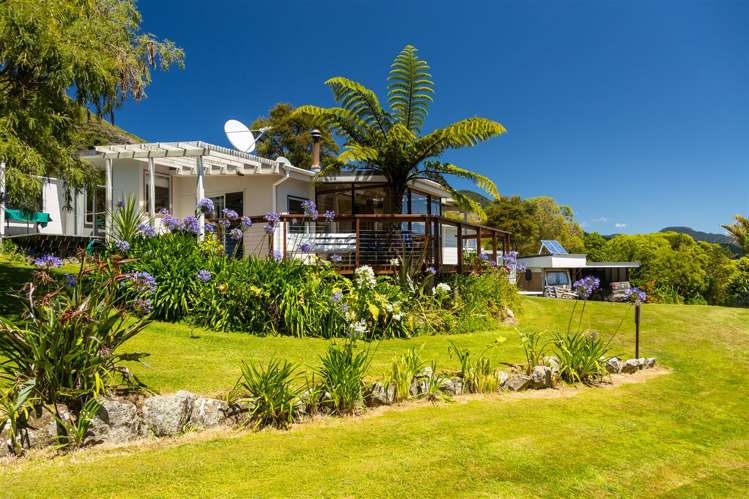 516 Clova Bay Road Kenepuru Sound_9