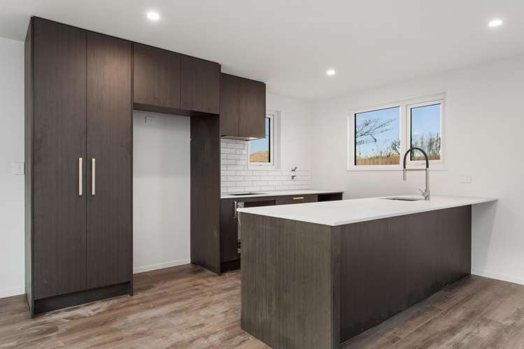 1/37 Evesham Crescent_1