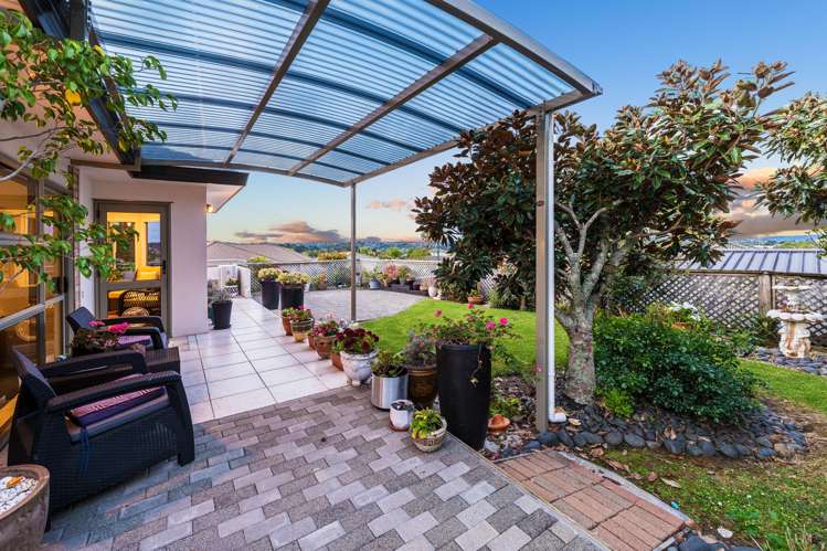 1 Sandhurst Rise Henderson Heights_24