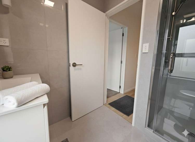 32 Nanjing Road Pukekohe_13