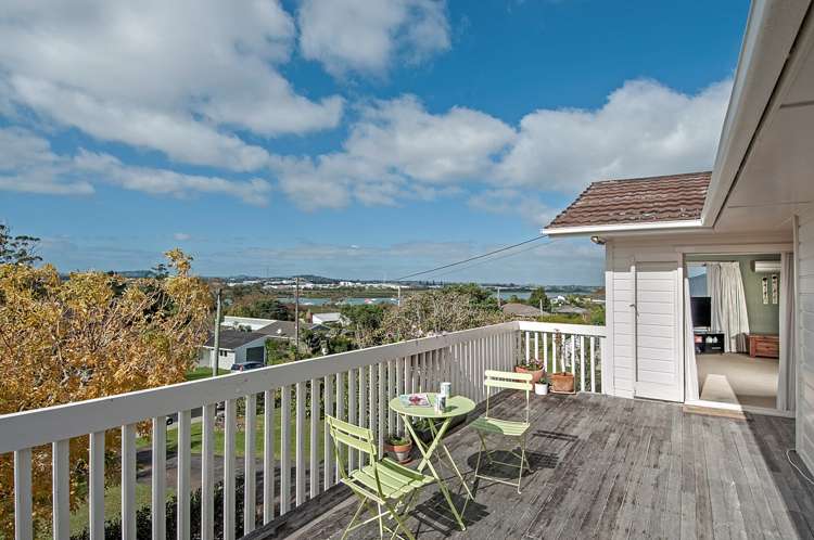 46 Jaemont Avenue Te Atatu South_16