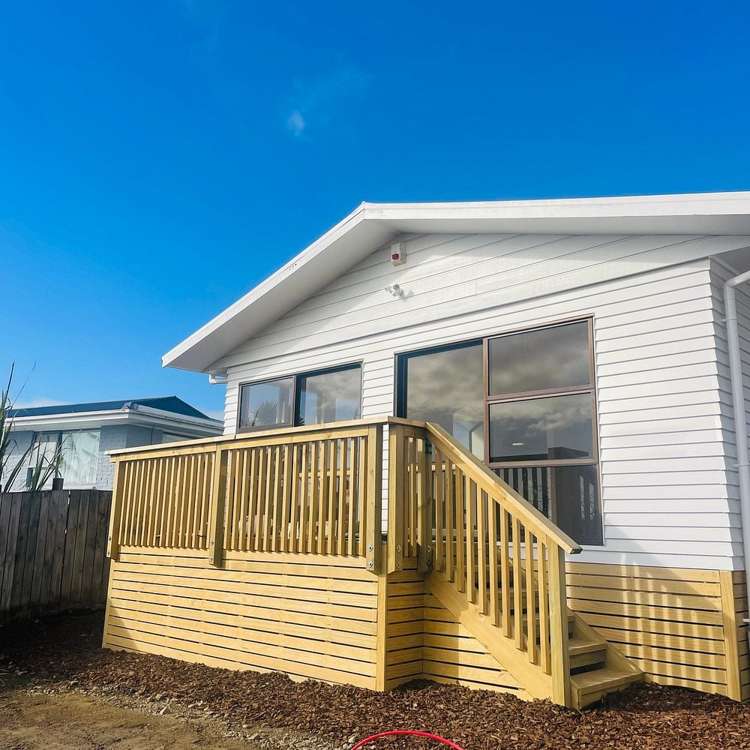 13 Chatsworth Crescent Pakuranga Heights_5