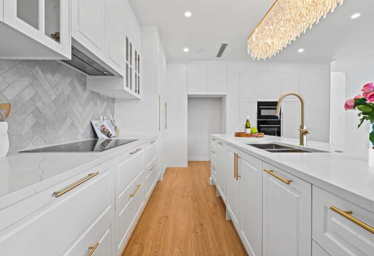 38 Awanui Road Red Beach_5