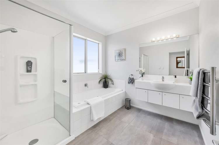 7 Wedmore Close Burwood_15