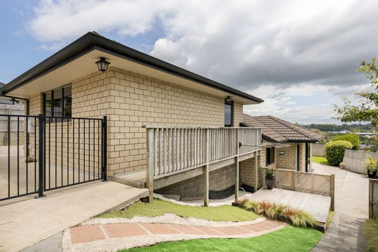 40 Waterside Drive Pyes Pa_19