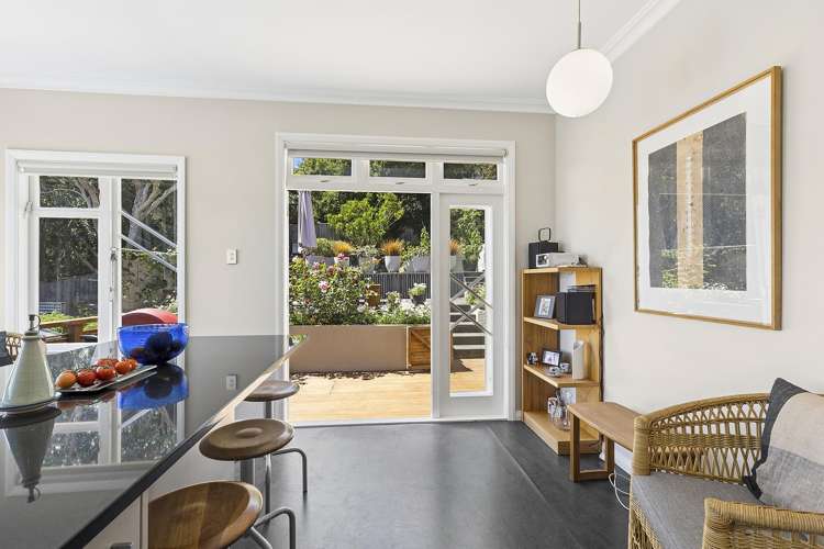 9 Kellsmere Crescent Island Bay_10