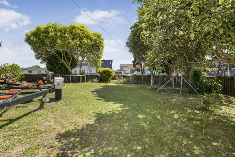 9 Poutini Place Manurewa_12