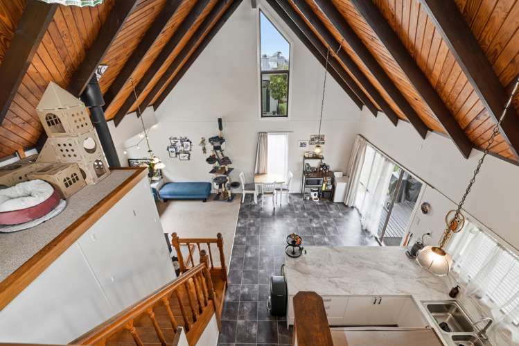 19 Larch Street Victoria_9