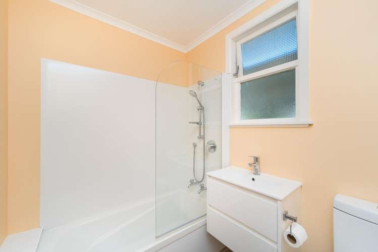 8 Lewis Place Highbury_9