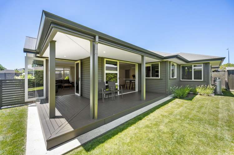 5 Arbuckle Road Frimley_15