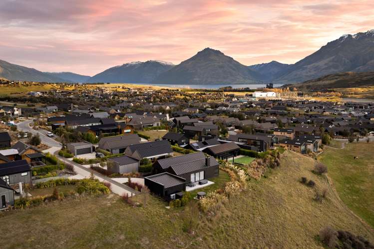 1 Wanderer Lane Jacks Point_35