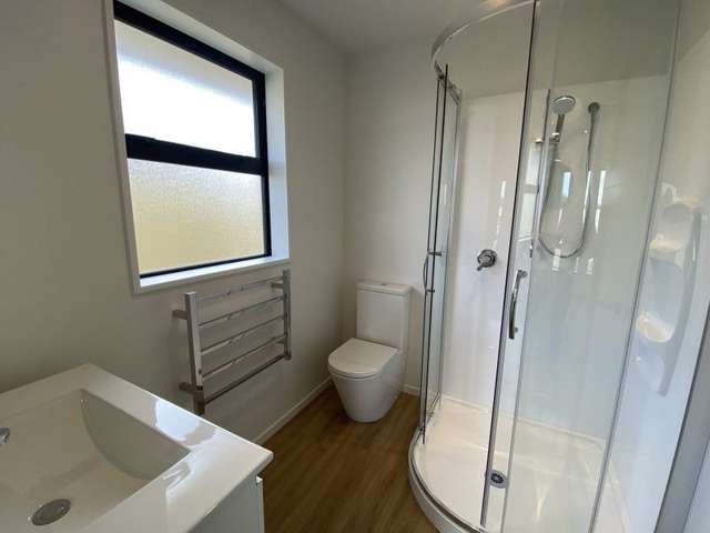 36 Eileen Way 11103_3