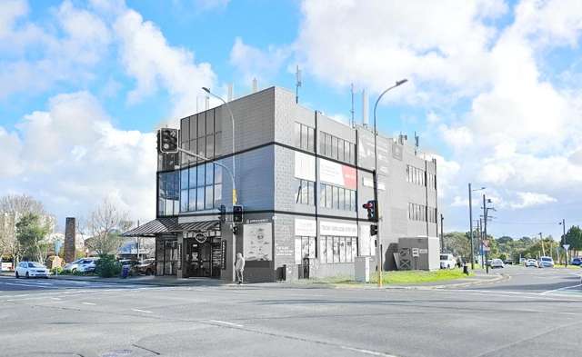 3053 Great North Road New Lynn_4