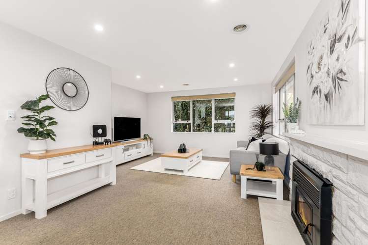 19 Hartford Crescent Totara Park_12