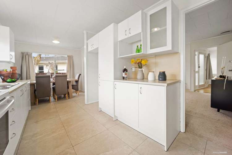 12 Glenhaven Place Te Atatu Peninsula_8