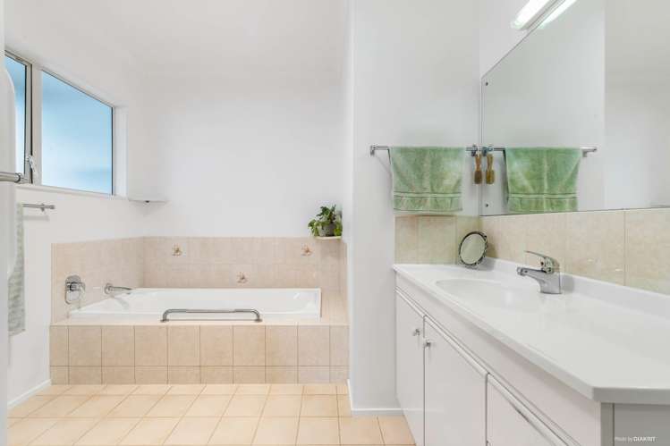 56 Elsie Drive Waiuku_16