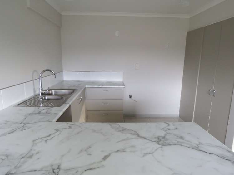 3 Conlon Street Reefton_25