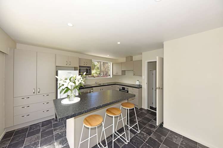 8b Wyatt Place Russley_7