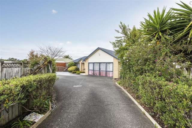 29 Brompton Place Pakuranga Heights_1