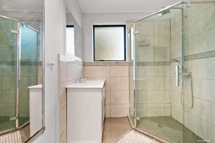 11 Ebenezer Way Clendon Park_13