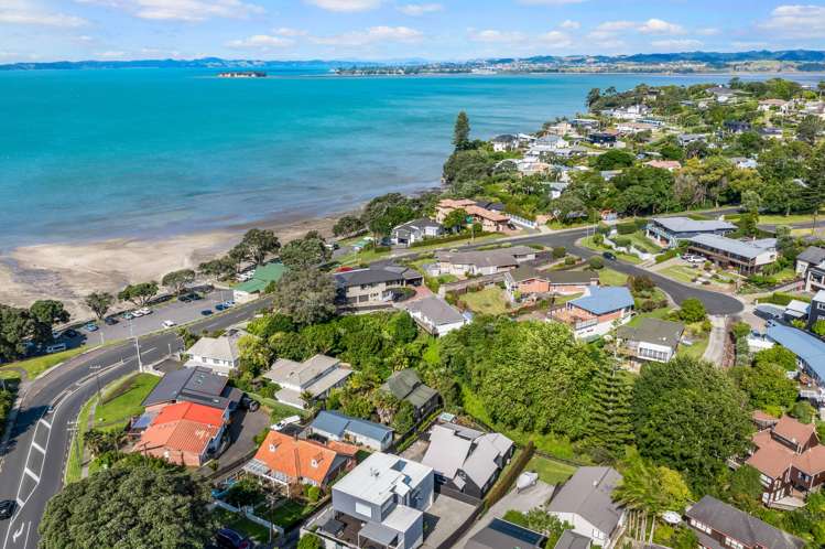 33a Luplau Crescent Cockle Bay_32