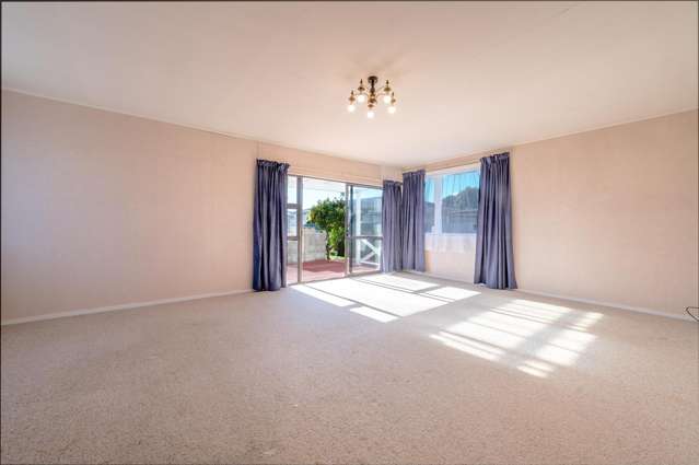 21 Cranby Crescent Onekawa_1