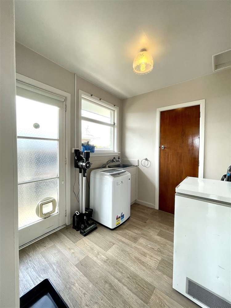 33 Skerten Avenue Hornby_19