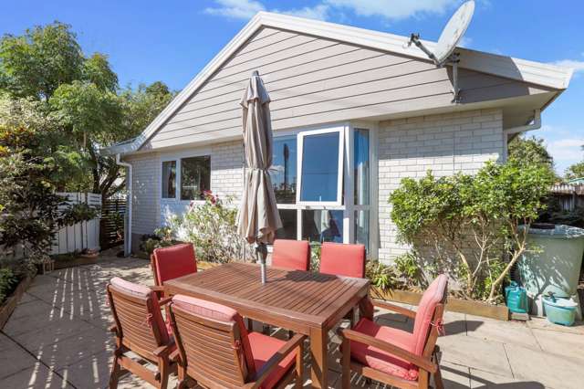 303 Hobsonville Road Hobsonville_3