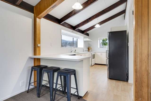 2/62A Tipahi Street Nelson South_2