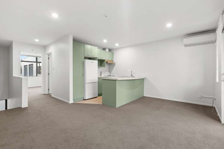 2/41 Paul Matthews Road_3