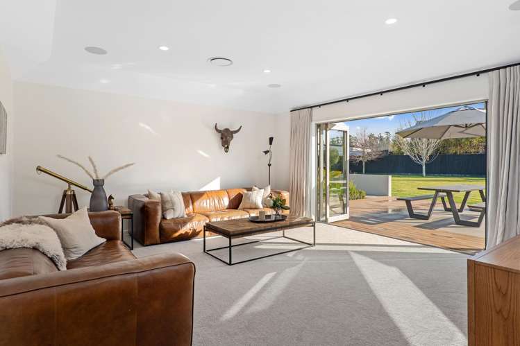 1 Burnett Lane Lincoln_10