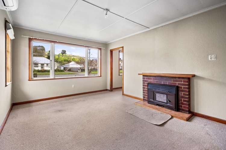 42 Paraekaretu Street Hunterville_5