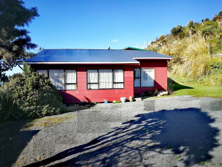 3 Esplanade Kaka Point_12