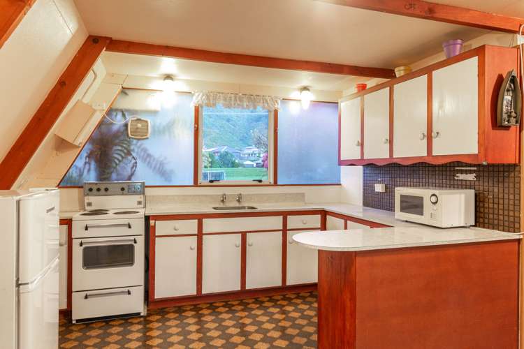 34 Beach Road Waikawa_21