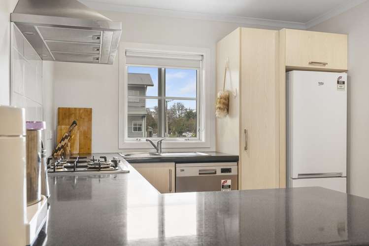 8/75 Cameron Road_3