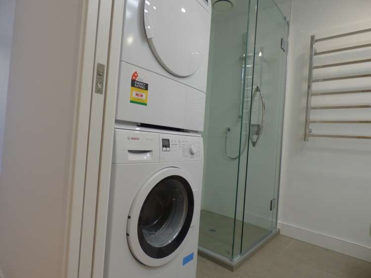 1308/147 Nelson Street 10015_10