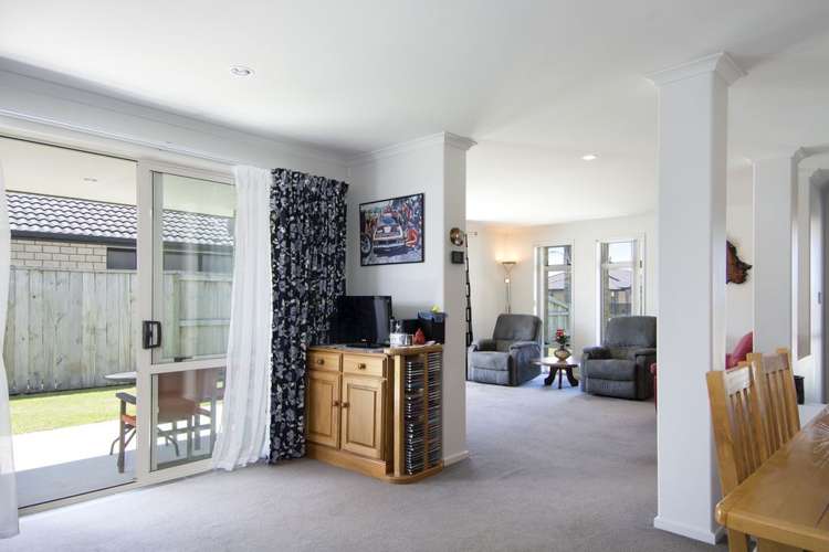 74 Carrington Drive Papamoa_3