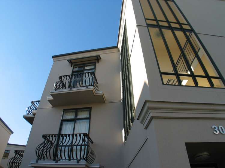 1j/30 Randolph Street Eden Terrace_6