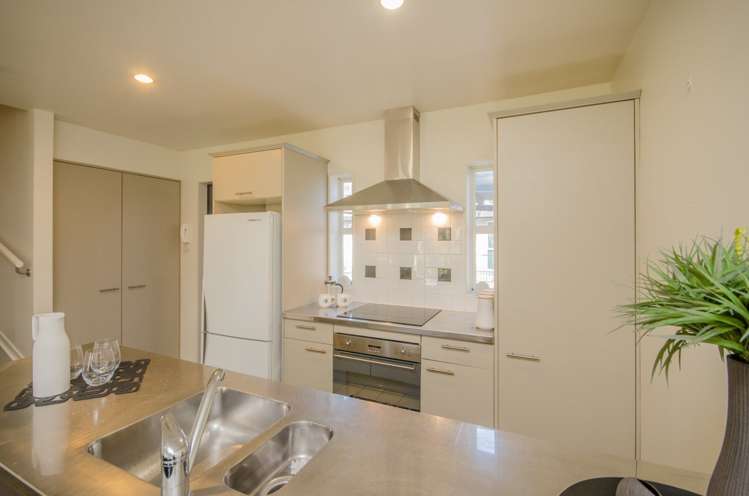 18/2 Cawley Street Ellerslie_3