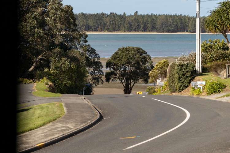 14 Harbour View Road Omokoroa_1