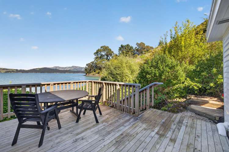 20 Te Wharau Lane Charteris Bay_20
