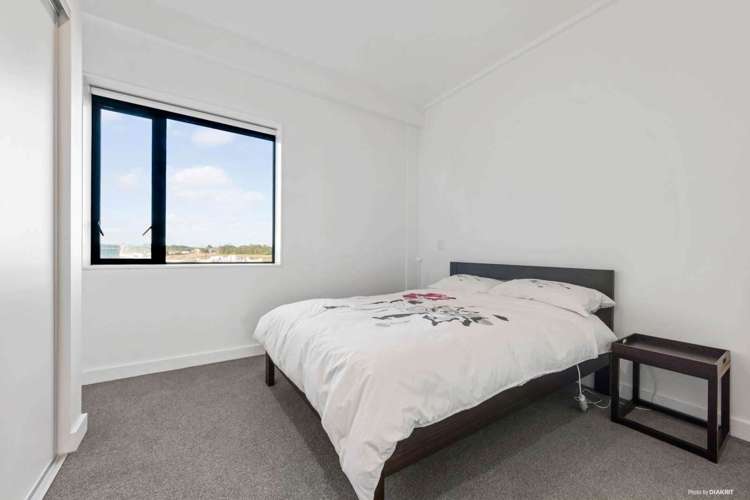 624/38 McCrae Way New Lynn_8