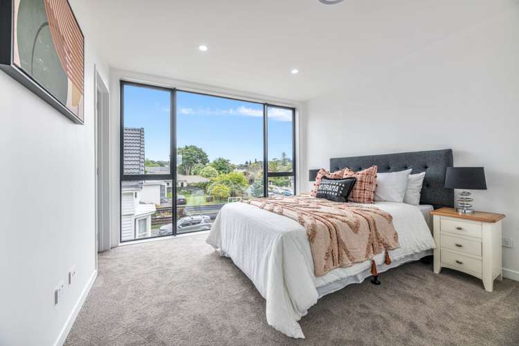 2/12 Tawera Road Greenlane_7