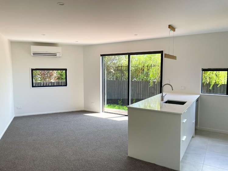 16 Kipax Place Riccarton_3