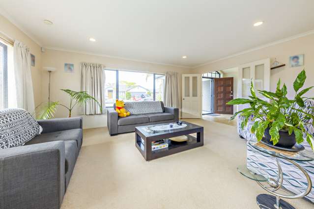 16 Feeny Crescent East Tamaki_4