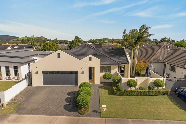 8 Bucklands Crescent Papamoa_0